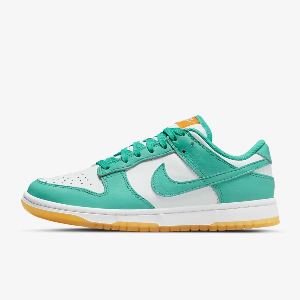 Nike dunk low washed teal size 6